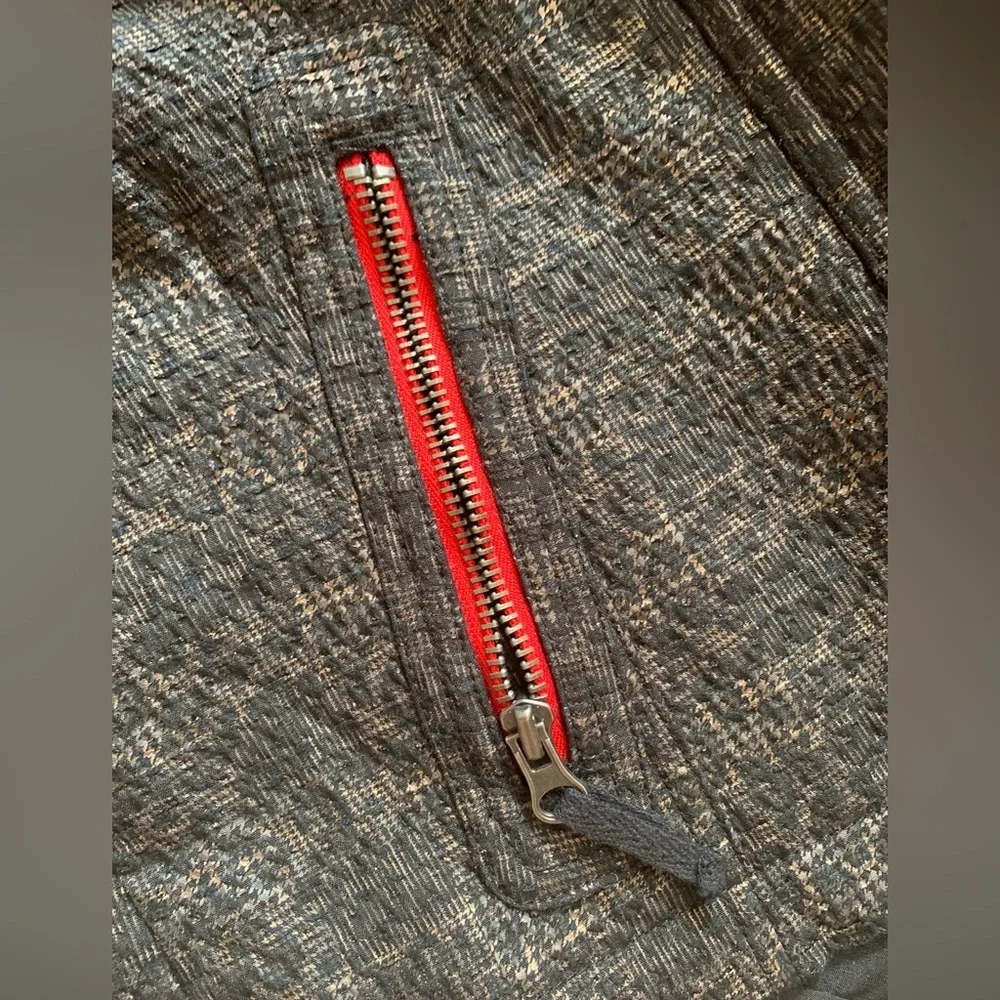 SALE! 24 hrs! Free People We The Free Moto Jacket Cheetah Print Size 2
Like New! - Picture 9 of 12